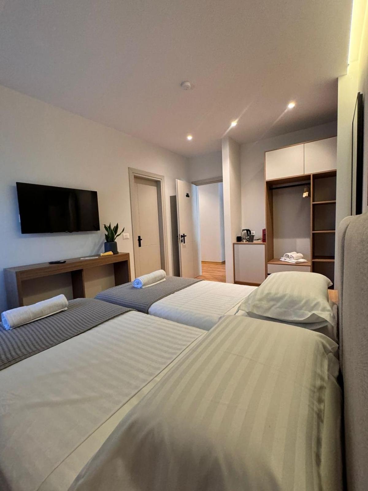 Appartement Izi Boutique à Tirana Extérieur photo