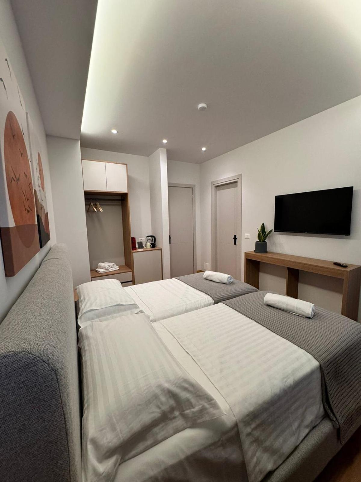 Appartement Izi Boutique à Tirana Extérieur photo