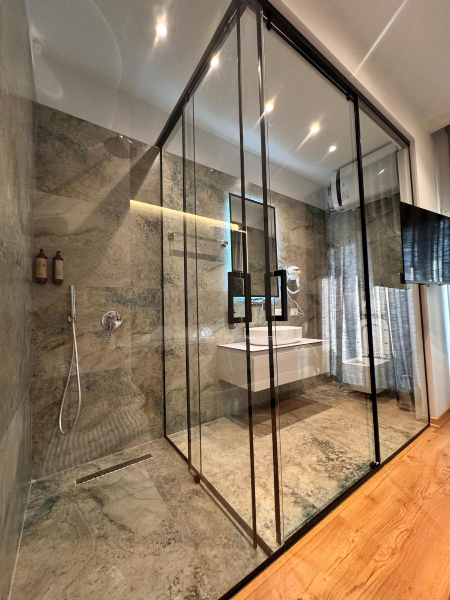 Appartement Izi Boutique à Tirana Extérieur photo